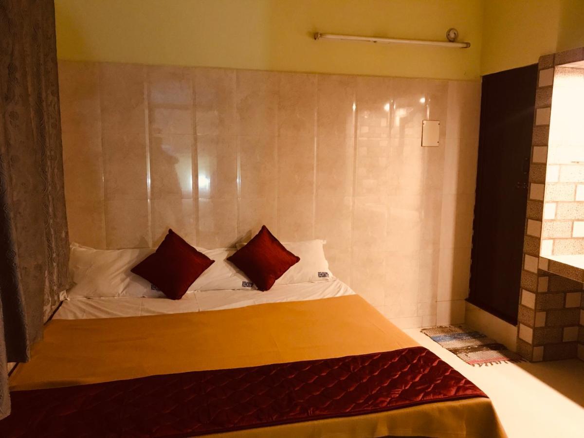 Rehoboth Home Stay Kanyakumari Exteriör bild