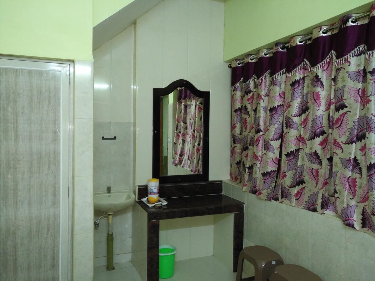 Rehoboth Home Stay Kanyakumari Exteriör bild